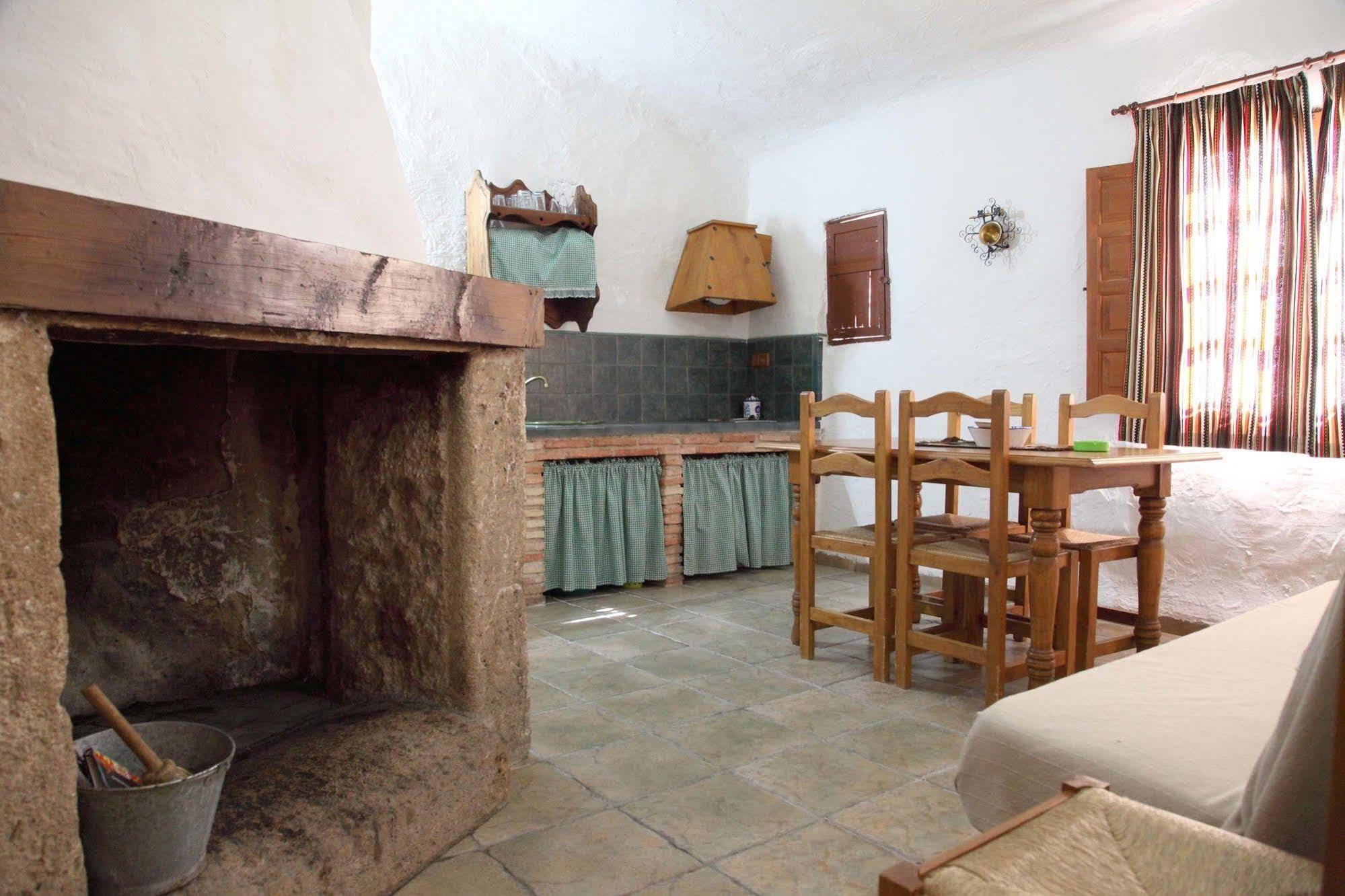 Apartment Cuevas La Atalaya *